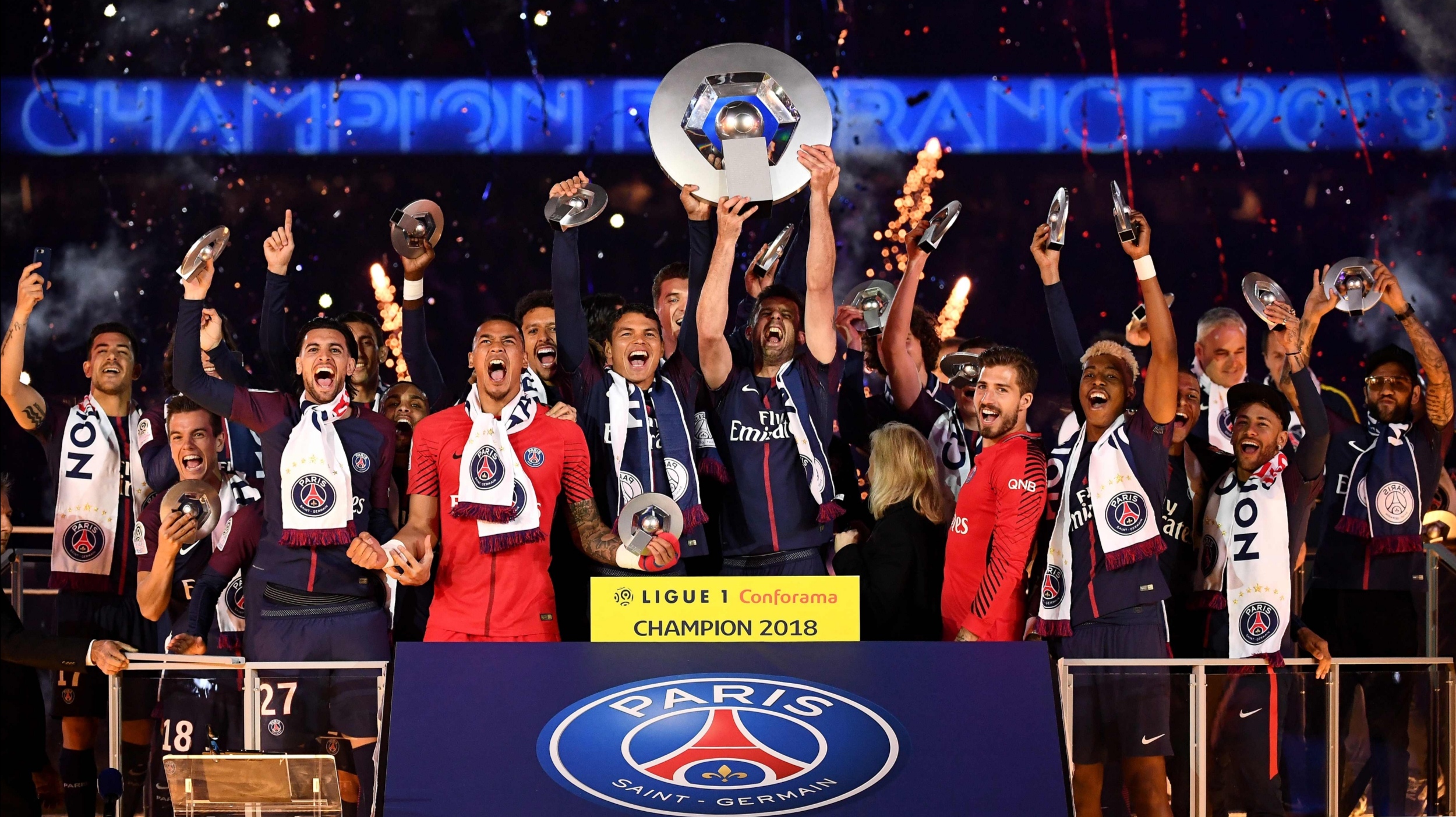 欧洲足球冠军联赛小组赛战局激烈 欧洲足球冠军联赛小组赛战局激烈