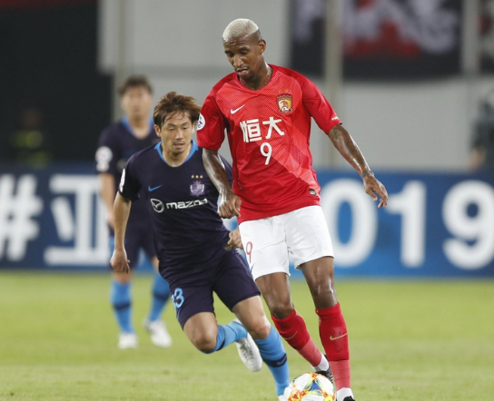 重庆力克恒大,主场取得关键胜利的简单介绍 重庆力克恒大,主场取得关键胜利的简单介绍