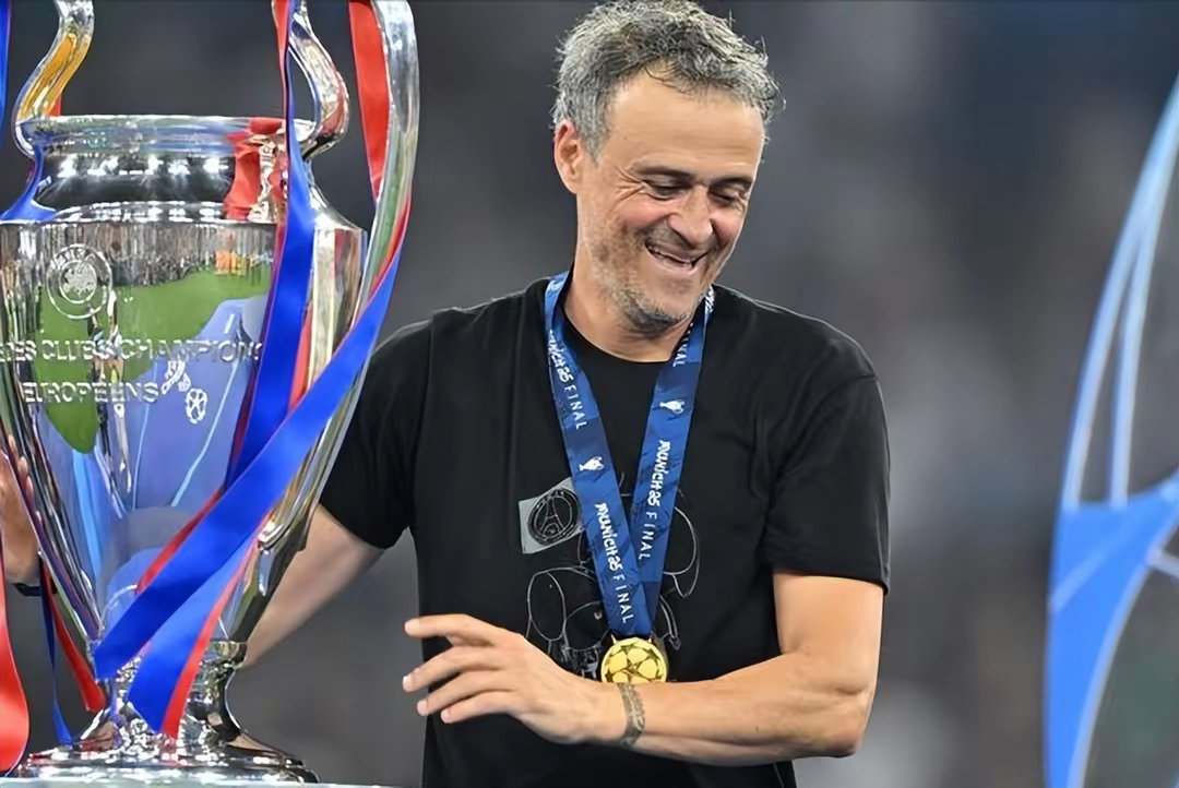 关于尤文轻取多特蒙德,姆巴佩惊艳四座的信息 关于尤文轻取多特蒙德,姆巴佩惊艳四座的信息