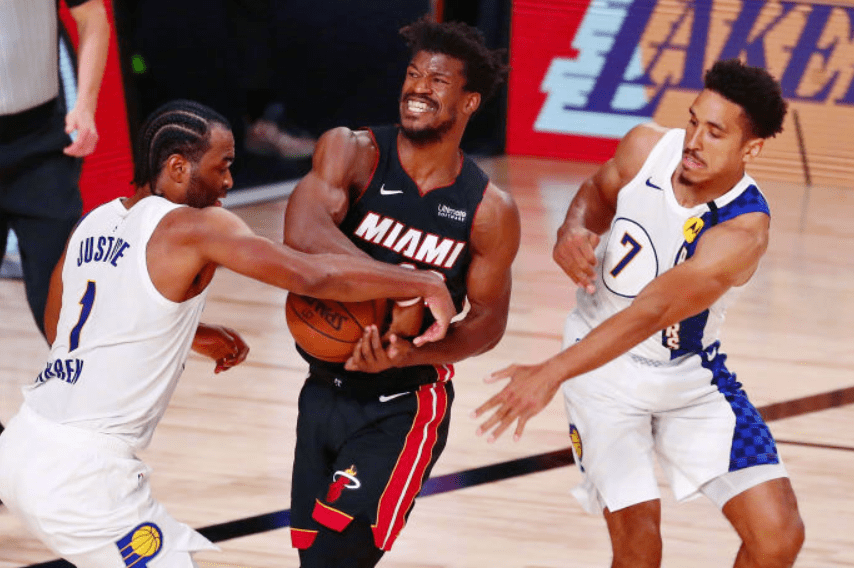 关于格罗纳参加一场残酷的对决，毫无悬念地取得胜利的信息