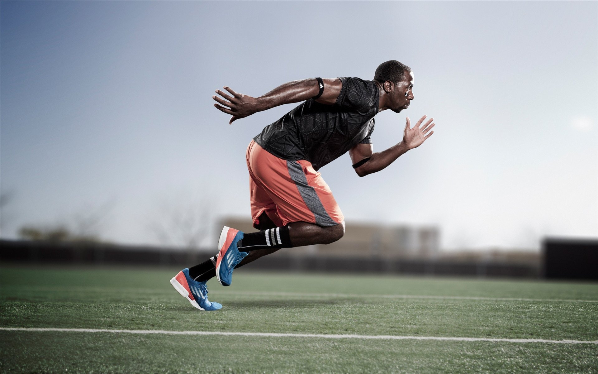 切特关键节点连续得分，英超争冠之夜见证唯一性传奇