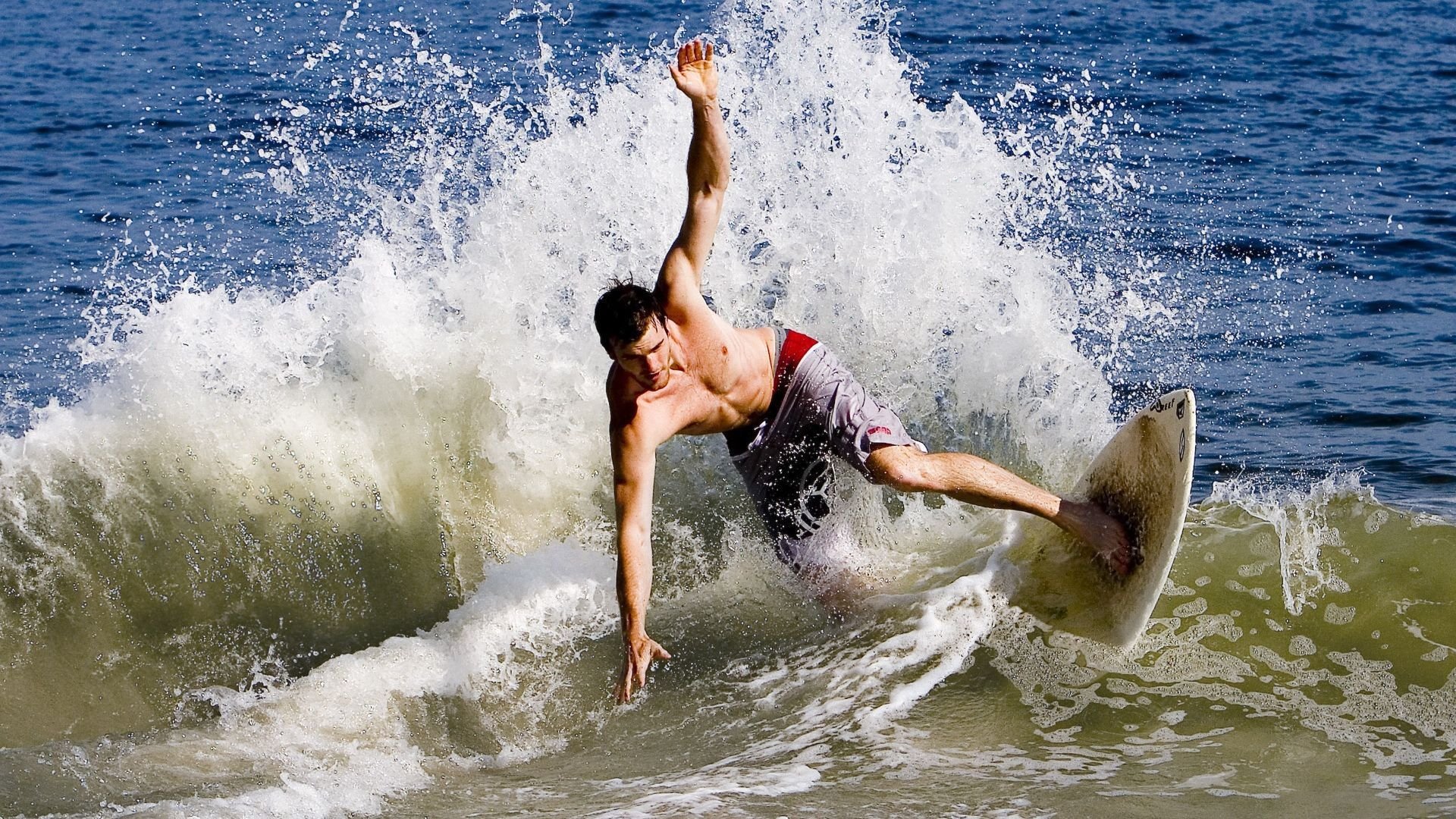 洛城新王登基之战,湖人强势拿下快船,福克斯展现巨星价值